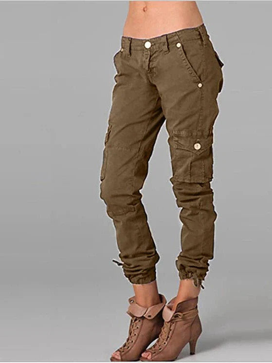 Chic & Modern Women's Cargo Pants with Side Pockets and Ankle-Length Fit