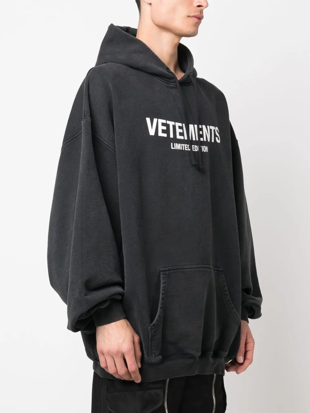 VETEMENTS  |Street Style Long Sleeves Logo Hoodies